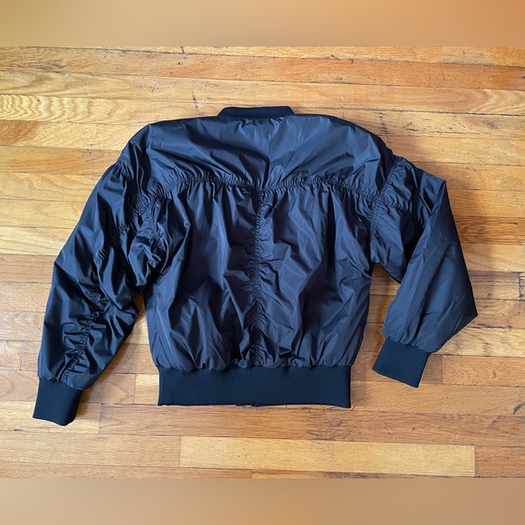 Old Navy Go-H20 Oversized Bomber Jacket - Picture 4 of 4